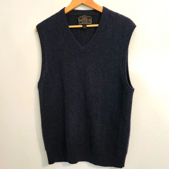 Jos. A. Bank Reserve 100% Cashmere Navy V-Neck Sweater Vest - Large - Picture 1 of 6